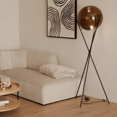Produktbild von s.luce Orb Axis Glaskugel Stehlampe Dreibein 160cm