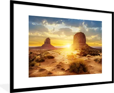 Produktbild von MuchoWow® Gerahmtes Poster Sonnenuntergang - Felsen - Landschaft - Horizont 90x60 cm - Poster mit Schwarzem Bilderrahmen Wandposter Rahmen Foto Bilder - Wanddekoration - Fotos