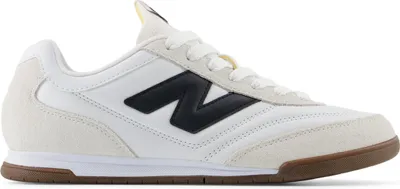 Produktbild von New Balance URC42LA Herren Sneaker, Weiß, Größe 42, minimalistisches Design