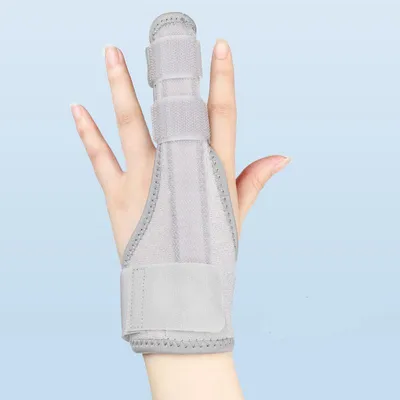 Produktbild von Fingerschiene für gebrochene Finger, Mittelhandknochenbandage zur Begradigung, Handbandage zur Unterstützung und Behandlung von Verletzungen
