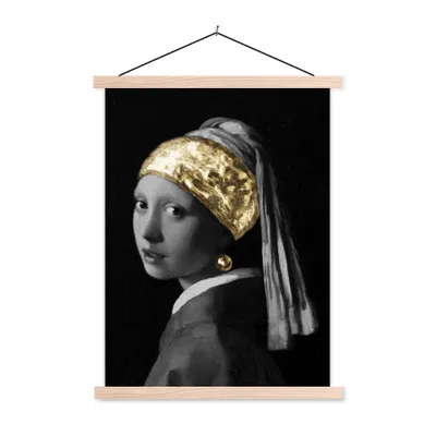 Produktbild von MuchoWow® Textilposter Mädchen mit einem Perlenohrring - Vermeer - Gold 60x80 cm mit holzfarbenen Rahmen - Wandbild