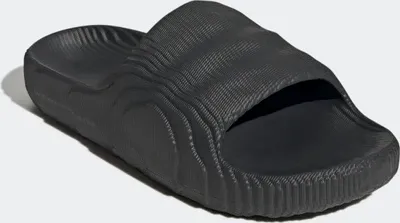 Produktbild von adidas Adilette 22 Badesandalen Gr. 37 Carbon (GX6949)