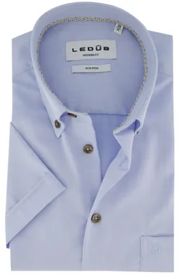 Produktbild von Hemd kurze Ärmel hellblau Ledub Modern Fit braune Knöpfe