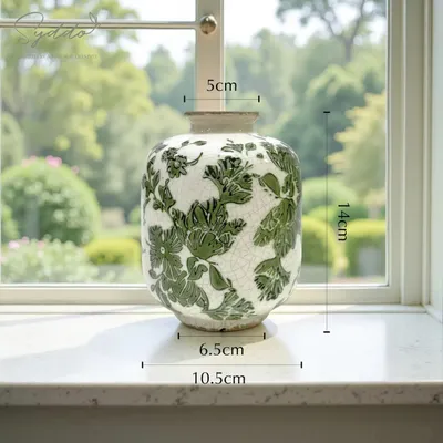 Obrázok produktu pre Keramická váza, ručne maľovaný kvetinový motív, 14 cm, na dekoráciu