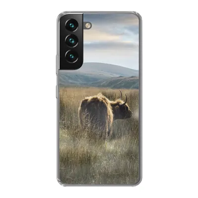 Produktbild von MuchoWow® Handyhülle Schutzhülle Hülle für Samsung Galaxy S22 Schottische Highlander - Nebel - Gras Silikon Softcase Handy Hülle - Mobiltelefonhülle