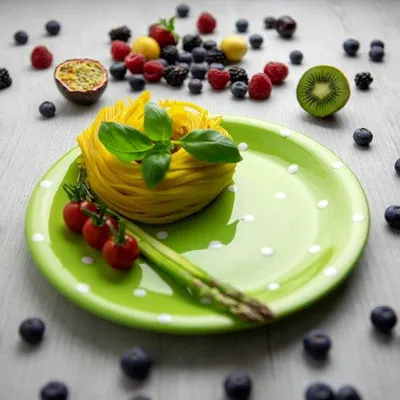 Immagine prodotto di Piatto in Vetroceramica 25,5 cm verde e bianco, fatto a mano