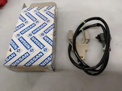 Obrázek produktu pro Originální spínač centrálního zamykání dveří NISSAN 8060362J01