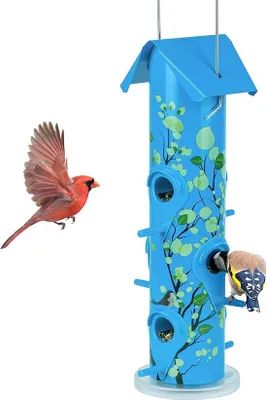 Immagine prodotto di Uniqoos® - Mangiatoia per uccelli in metallo da 38 cm con 6 posatoi - Distributore di cibo per semi, utilizzabile tutto l'anno, ideale per giardino, terrazza e balcone, colore blu