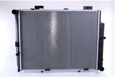 Produktbild von NISSENS 62598A Kühler Wasserkühler Motorkühler passend für MERCEDES-BENZ E-Klasse Limousine (W210) E-Klasse T-modell (S210)