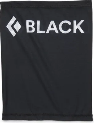 Schwarzes Tuch von Black Diamond mit dem Schriftzug "BLACK" in Weiß.