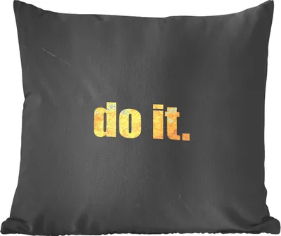 Produktbild von MuchoWow® Zierkissen Sofakissen Wohnzimmer Dekokissen 45x45 cm Zitate - Motivation - Gold - Marmor - Schlafpolster - Polster für das Sofa