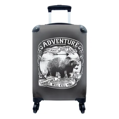 Produktbild von MuchoWow® Koffer Handgepäck Trolley Rollkoffer Kleine Reisekoffer mit 4 Rollen - Bär - Tiere - Retro - Zitat - Cabin Size < 55x40x23 cm & 55x40x20 cm - Fotokoffer - Kabinenkoffer - Boardgepäck - Reise-Box - Reisekoffer - Reisegepäck - Koffer mit Bild - Trolley für Kinder