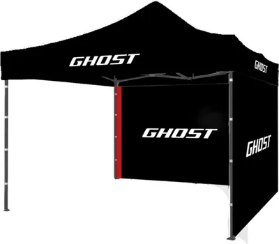 Image de Tente GHOST, comprenant 2 parois latérales noires, dimensions 3x3 mètres, avec sac de transport.