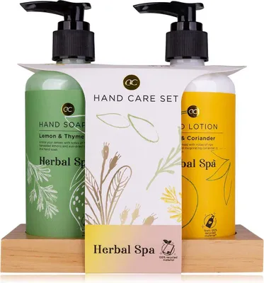 Produktbild von Accentra Handpflegeset HERBAL SPA auf Holztray