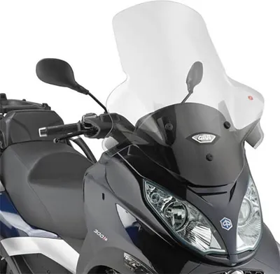 Produktbild von GiVi Verkleidungs-Scheibe transparent -mit ABE 630 mm hoch - 650 mm breit