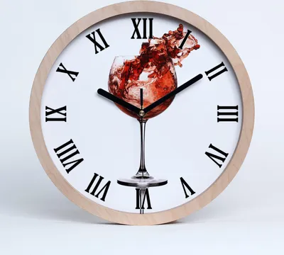 Produktbild von Holzuhr 25fi cm wanduhr - schwarze Spitzen - ein Glas Wein