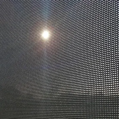 Produktbild von Sonnenschutz Vielseitig – Lichtdurchlässig – inkl. 10 Saugnäpfe – Schwarz – 100 x 200 cm – Schattierungstuch – Bohrfreier – Fenstermarkise