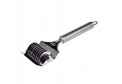Produktbild von Nudelschneider aus Edelstahl 21 cm – Manueller Pastaschneider mit 9 Klingen, Kräuterroller & Teigrad für Hausgemachte Nudeln, Silber