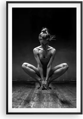 Produktbild von Gerahmtes Poster - Schwarzer Rahmen - Tänzerin Frau Ballerina - 61x91,5 cm - Wand Bild - Wanddeko - Wandbilder - Kunstposter - Wandposter - Bilderrahmen - Bilder - Kunstdruck - P2BPA61x91-4925