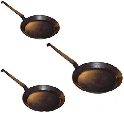 Imagen del producto de Juego de sartenes de hierro fundido, diámetros 16 + 24 + 28 cm, forjadas en frío