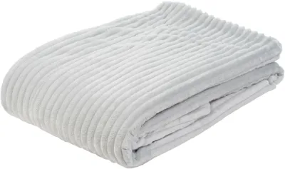 Produktbild von Gözze Kuscheldecke Wohndecke Cord Optik 150 x 200 cm silber