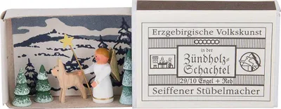 Produktbild von Zündholzschachtel Engel mit Reh (3,8cm) von Seiffener Stübelmacher