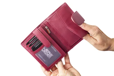 Produktbild von LEAS Damenbörse und Herrenbörse mit Außenriegel im Hochformat Echt-Leder, rot Special-Edition, Rot, 12,5x9cm