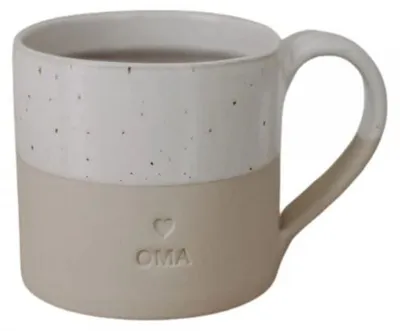 Produktbild von Eulenschnitt Tasse Oma aus Steingut, 9,2x9cm, 450ml