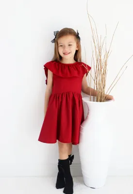 Produktbild von Kleid Cherry - Bordeaux farbendes Kleid mit Schleife, Rüschen und Haarspangen