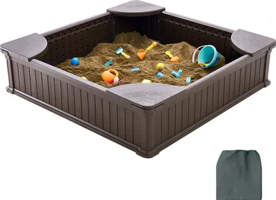Produktbild von SucceBuy Sandkasten mit Abdeckung, 48,6 x 48,6 x 12,4 Zoll quadratischer Sandkasten, HDPE-Sandkasten mit 4 Ecksitzen und Bodenauskleidung für draußen, Hinterhof, Strand, Park, Geschenk für Jungen