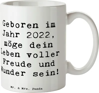 Produktbild von Mr. & Mrs. Panda Becher Spruch 2022 Geburtstag - Weiß - Geschenk, Alter, kaffeebecher keramik, besondere Geburtstagsgeschenke, Geburtstagsgeschenk, Keramiktasse, Tasse