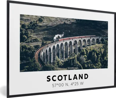 Produktbild von MuchoWow® Gerahmtes Poster Schottland - Zug - Vintage - Brücke 90x60 cm - Poster mit Schwarzem Bilderrahmen Wandposter Rahmen Foto Bilder - Fotorahmen - Foto-Plakat