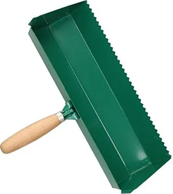 Produktbild von KOTARBAU® Klebekelle 365 mm Holzgriff Plankelle Porenbetonkelle Gasbetonkelle Mörtelbettkelle Plansteinkelle Betonschaufel Rechteckzahnung