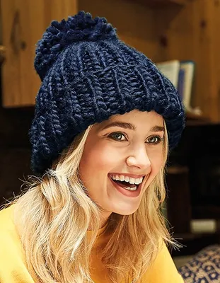 Obrázok produktu pre Oversized Hand-Knitted Beanie - Farba: French Navy - Veľkosť: Jedna veľkosť