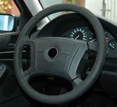 Produktbild von Cartrend Lenkradhülle Grand Prix schwarz