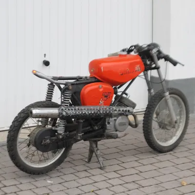 Produktbild von Simson S50 S51 S70 Cafe Racer Loop + Kick Up + LED Rücklicht Bremslicht getönt