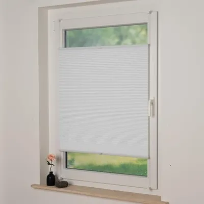 Produktbild von Wabenplissee in Tageslichtqualität, blickdicht, Montage mit Klemmträger ohne Bohren, Breite: 80 cm, Höhe: 130 cm, weiß