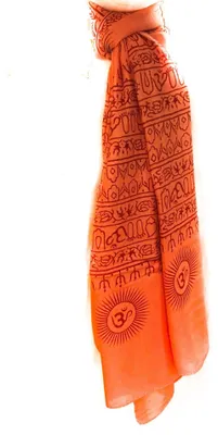 Productafbeelding van Omgoods - Grote Om Mantra Sjaal 210 x 110 cm in Oranje