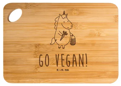 Produktbild von Mr. & Mrs. Panda vesperbrett Einhorn Vegan - Transparent - Geschenk, Unicorn, Frühstücksbrettchen, Veganismus, holzschneidebrett, schneidbrett, Holzbrett, Gesund essen