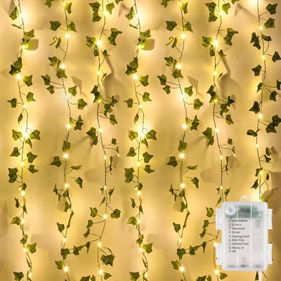 Productafbeelding van LED lichtsnoer met kunstklimop - 10M kunstklimop slinger met 100 LED-lampjes - Batterij aangedreven lichtsnoer - Binnen