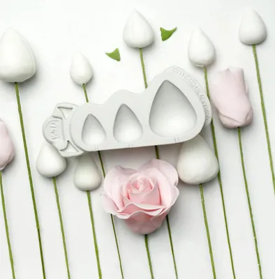 Produktbild von Silikonform für Rosenmitten und Zapfenbasen