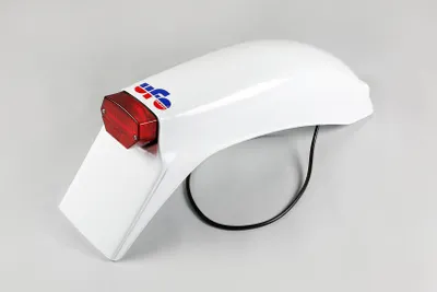Produktbild von UFO PLAST Kotflügel "Vintage" Hinten Aus hochwerti mit LED-Rückli