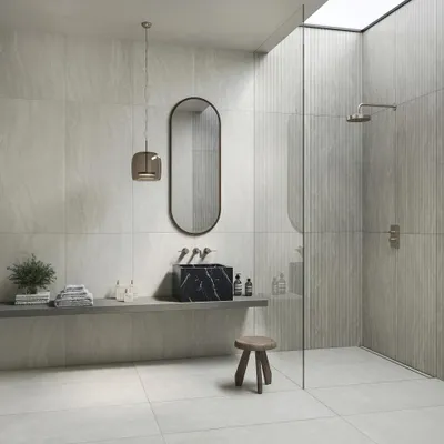 Produktbild von Bodenfliese Feinsteinzeug Travertino Decoro 60 x 120 cm grau/weiß