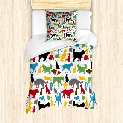 Produktbild von ABAKUHAUS Katzen Mantele, Bunte Katzen und Hunde, Milbensicher Allergiker geeignet mit Kissenbezügen, 135 cm x 200 cm - 80 x 80 cm, Mehrfarbig