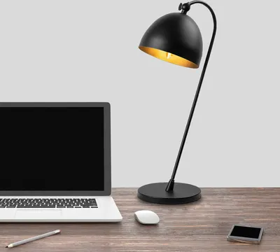 Image de Opviq, lampe de table haut de gamme, noir et or, 18 x 26 x 54 cm | Structure en métal, douille E14, 40 W max., IP20 | Design industriel élégant pour les intérieurs modernes.