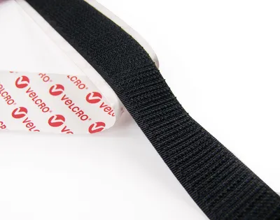 Obrázek produktu pro Samolepicí páska VELCRO® s háčkem a smyčkou 20 mm x 50 cm černá