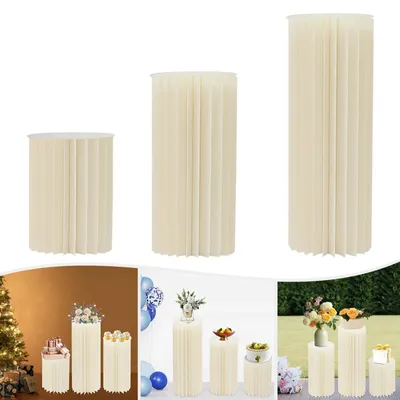 Imagen del producto de Juego de tres soportes para flores de cartón, ideales para bodas