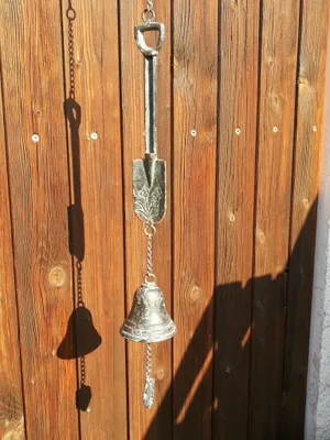 Produktbild von Metall Gartenglocke Spaten, grau