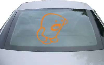 Produktbild von Indigos UG - Aufkleber Heckscheibe & Motorklappe DE4161 - orange - 600x596 mm - Kuma Puppe - Auto Scheiben Fenster Heckklappe Tuning Racing JDM - Die cut