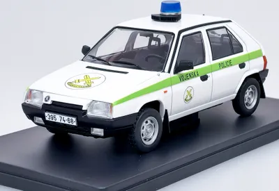 Produktbild von Skoda Favorit Militärpolizei - MJ 1:24